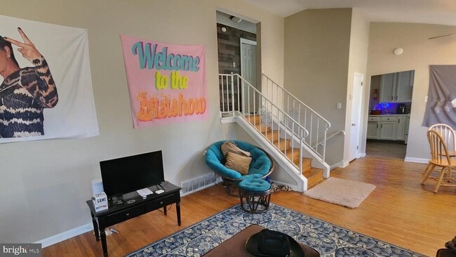 Primary Photo - 600 Heston Rd