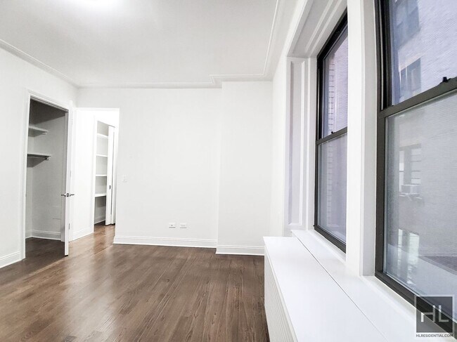 Building Photo - WEST 58 STREET