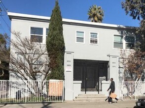 Building Photo - 1401-1407  Bissell Ave