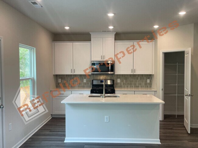 Building Photo - 7129 Stratified Ct