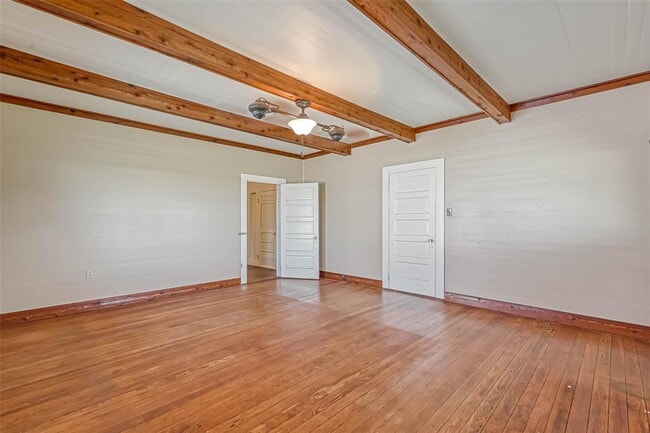 Building Photo - 6143 Kamas Ln