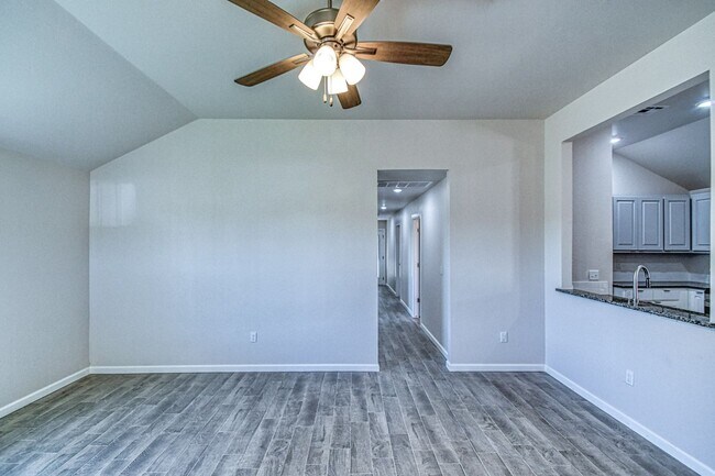 Building Photo - Brand New Construction!  Lawn care included!