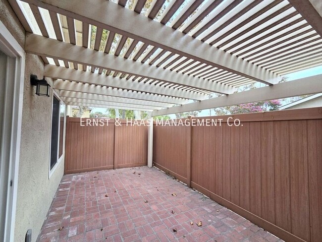 Building Photo - 12512 Cuesta Dr