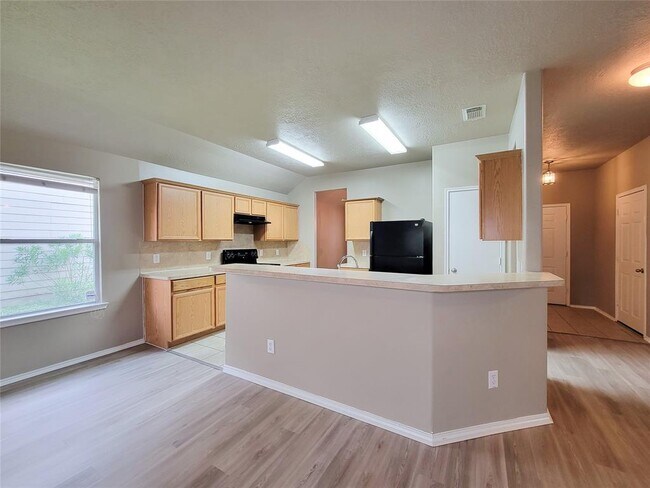 Building Photo - 2731 Trinity Glen Ln