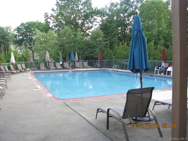 Building Photo - 50 Aspen Ct