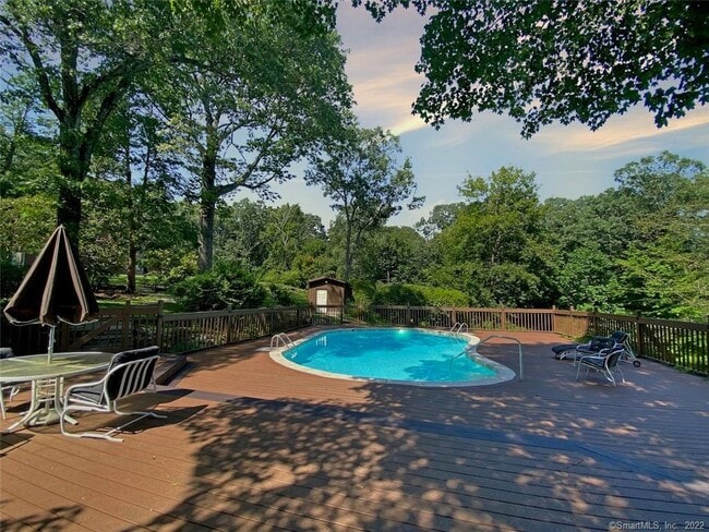 Building Photo - 57 Drum Hill Ln