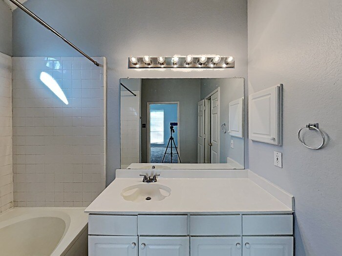 Building Photo - 4890 Lodgepole Ln