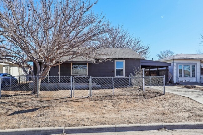Building Photo - 106 N Virginia St