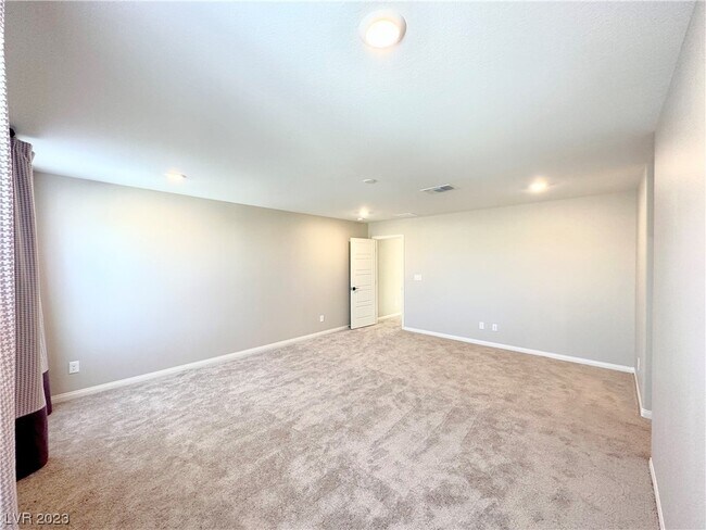 Building Photo - 5722 Prima St