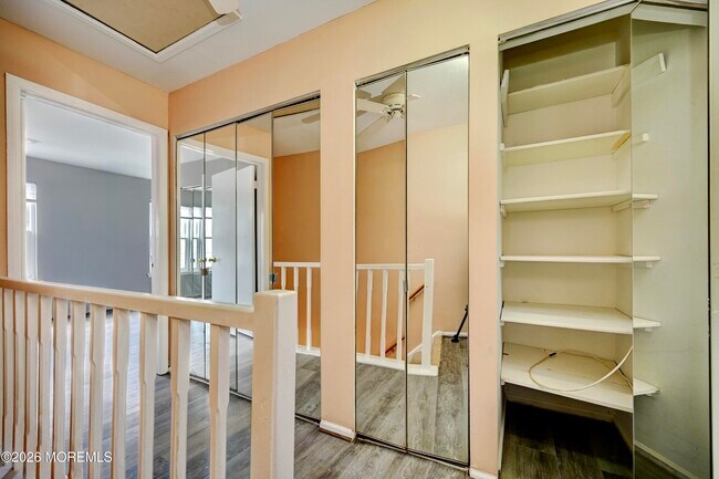 Building Photo - 28 Morgan Pl