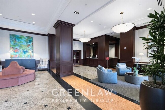 Building Photo - 195 14th St NE