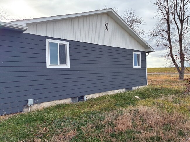 Building Photo - 3296 N 3300 E