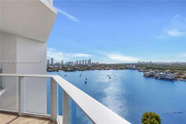 Building Photo - 17111 Biscayne Blvd