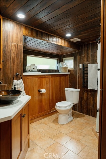 Building Photo - 16851 Hay Dr