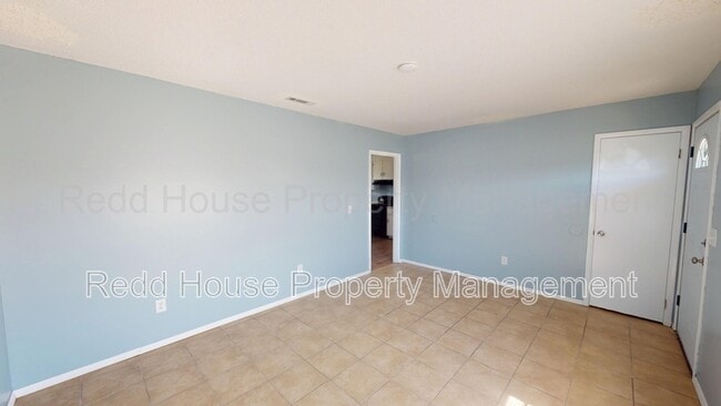 Building Photo - 103 Sherwin St