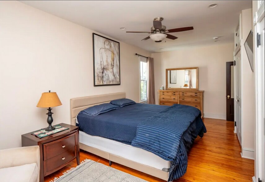 Building Photo - 17 Lincoln St