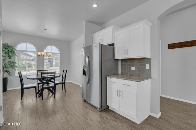 Building Photo - 7846 Enchanted Ridge Dr