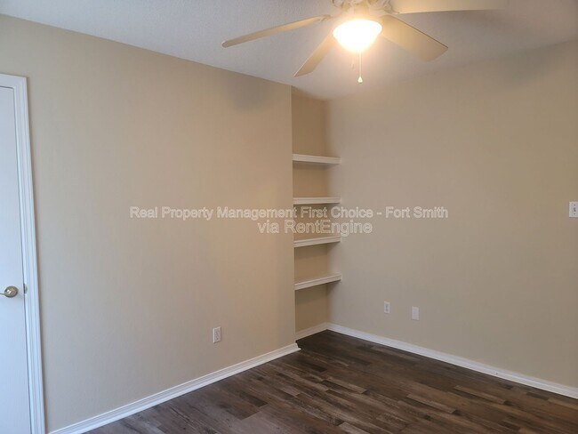 Building Photo - 3802 Owen St