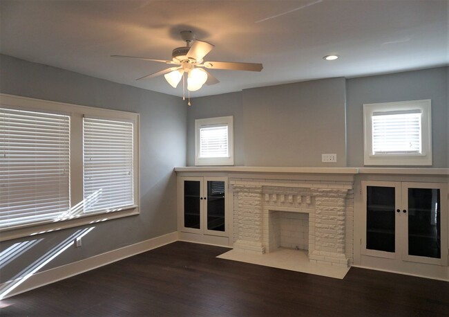 Building Photo - 3 Bed 1.5 Bath in Pleasant View Addition N...