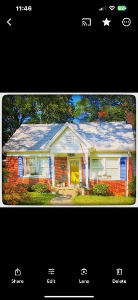 Building Photo - 2329 Bay St