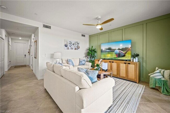 Building Photo - 15285 Green Acres Blvd