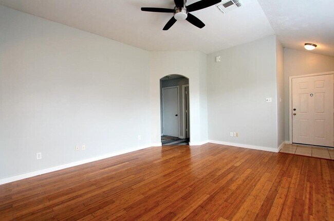 Building Photo - 4611 Parkstone Bend Ct