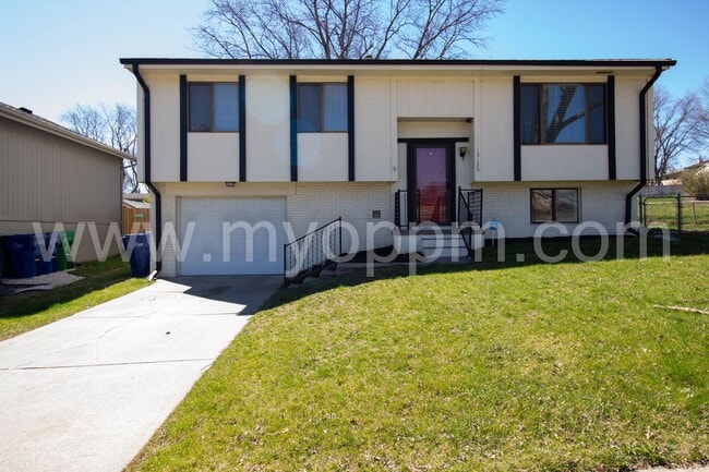 Primary Photo - Beautiful 4 Bed 2 Bath Home for Rent in Mi...