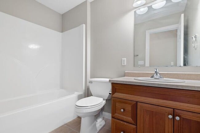 Building Photo - $2,500 | 4 Bedroom, 3.5 Bathroom Multi Flo...