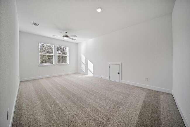 Building Photo - 91 Perennial Cyn Dr