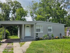 Building Photo - 2736 Lippia Rd