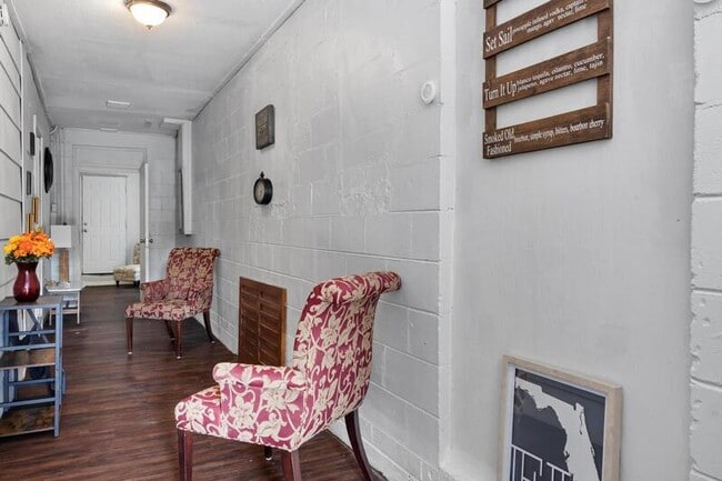 Building Photo - 5210 Dodge Rd