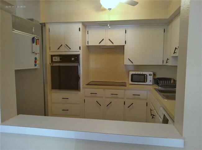 Building Photo - 2331 Finlandia Ln