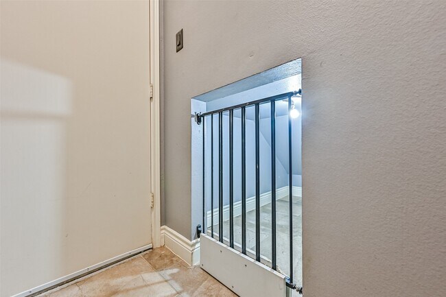 Building Photo - 2714 Safe Harbor Cir