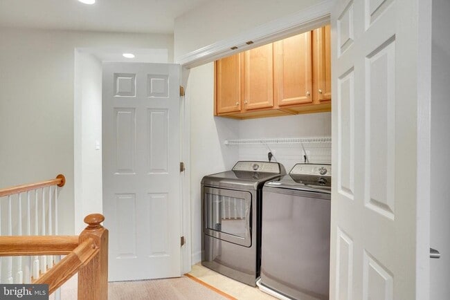 Building Photo - 24949 Bannockburn Terrace