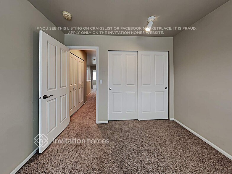 Building Photo - 2705 86th Dr NE