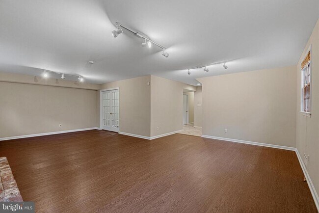 Building Photo - 1322 Cordelia Ct