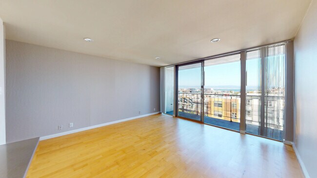 Building Photo - 657 Kansas St