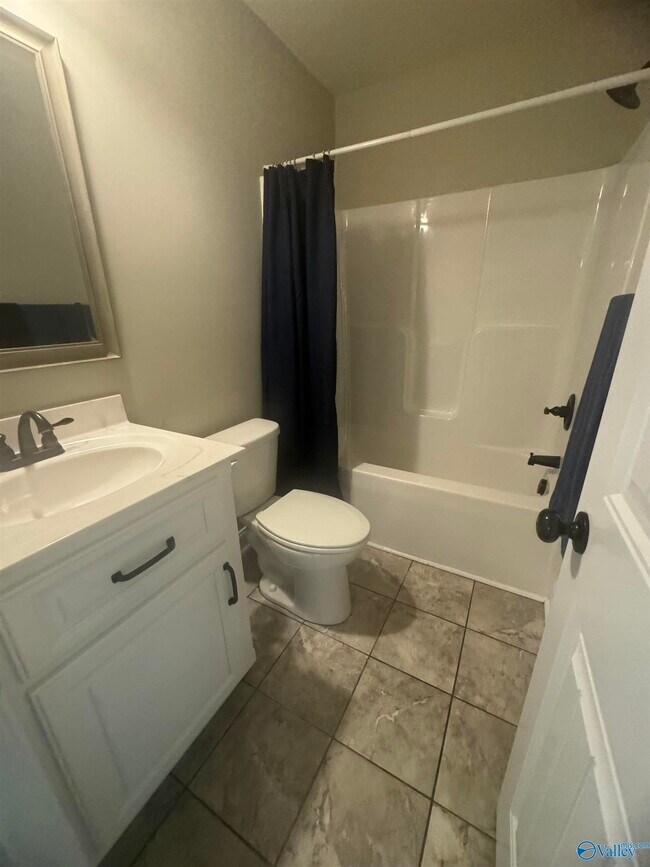 Building Photo - 20456 Pheasant Dr