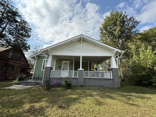 Primary Photo - 3003 Martin Luther King Jr Ave