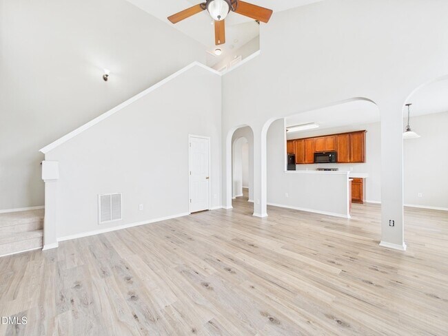 Building Photo - 302 Meeting Hall Dr