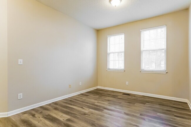 Building Photo - 112 Norrostown Pl