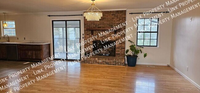 Building Photo - 9328 Berkshire Cir