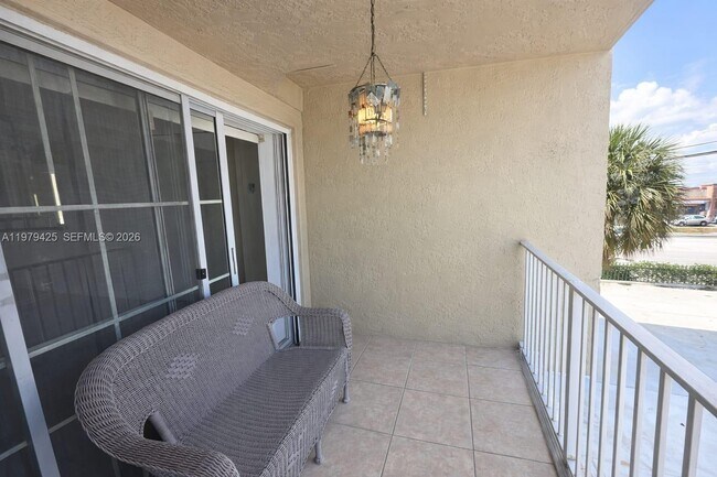 Building Photo - 15761 SW 137th Ave