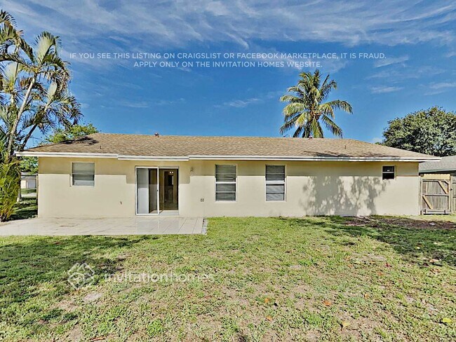 Building Photo - 127 Dove Cir