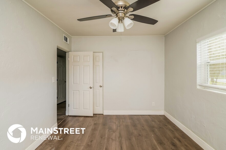 Building Photo - 107 Quintard Ave