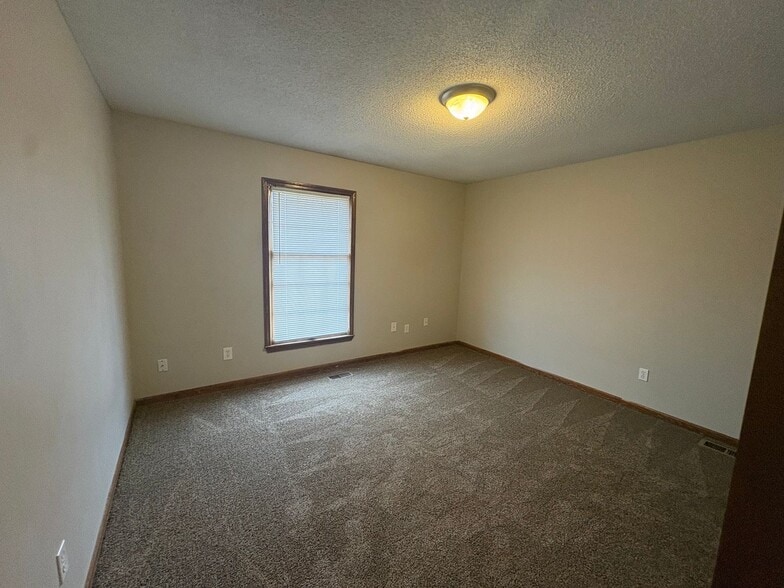 Building Photo - 720 Northpoint Ave