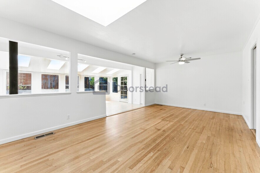 Building Photo - 4533 Utah Dr