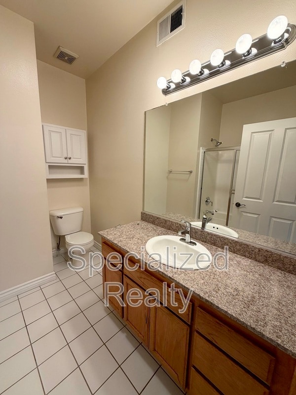 Building Photo - 5716 Whitsett Ave