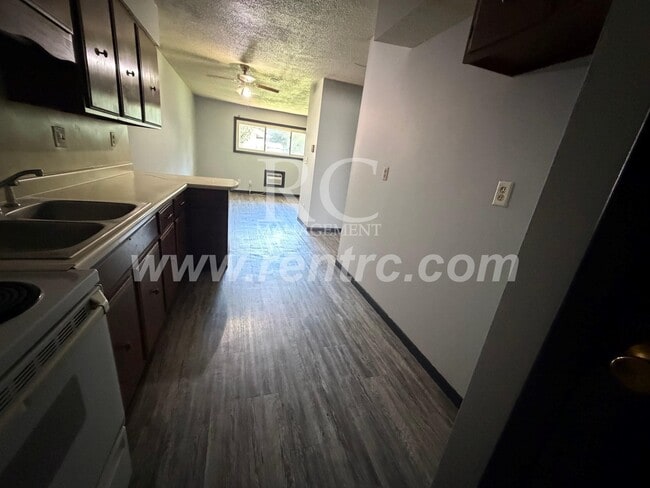 Building Photo - 42-A Schultz-
