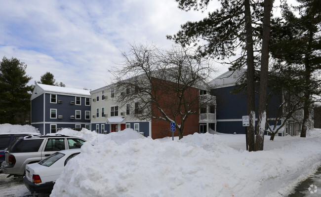 Building Photo - Spring Gate Apartments